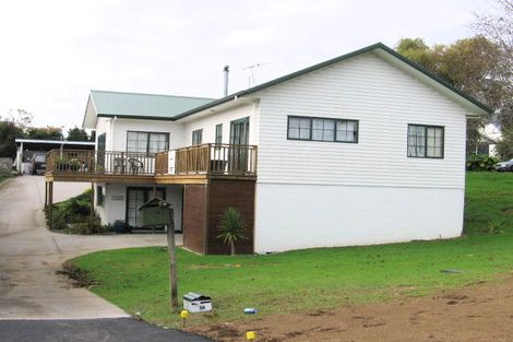 Photo of property in 3a Church Street, Swanson, Auckland, 0612