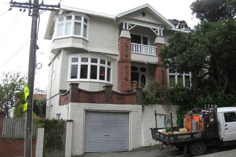 Photo of property in 327 The Terrace, Te Aro, Wellington, 6011