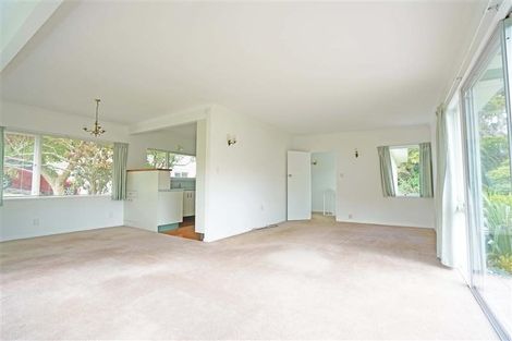 Photo of property in 8 Nicholson Place, Hillcrest, Auckland, 0627