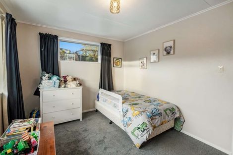 Photo of property in 2 Dale Crescent, East Gore, Gore, 9710