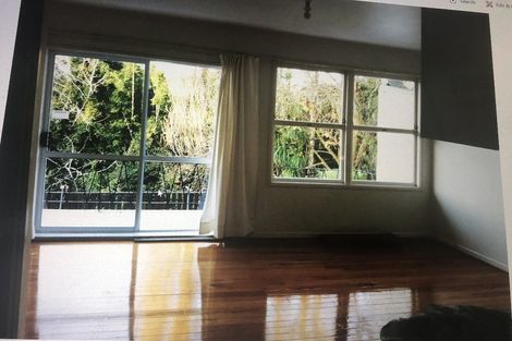 Photo of property in 60-62 Exmouth Road, Northcote, Auckland, 0627