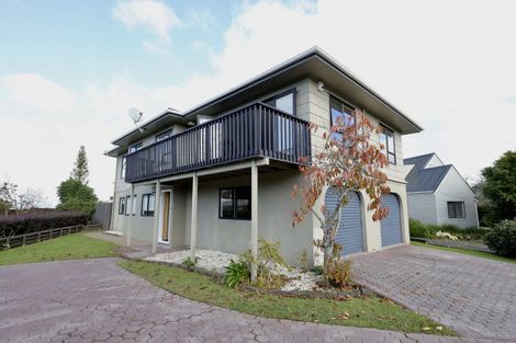 Photo of property in 141 West Harbour Drive, West Harbour, Auckland, 0618
