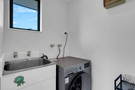 Photo of property in 5 Pringle Place, Nawton, Hamilton, 3200