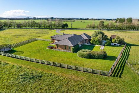 Photo of property in 75 Andersons Line, Clareville, Carterton, 5713