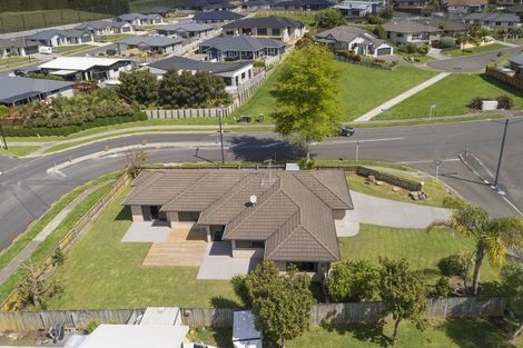 Photo of property in 75 Inverness Drive, Pyes Pa, Tauranga, 3112