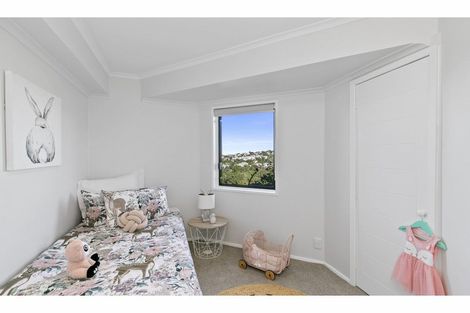 Photo of property in 36 Orangi Kaupapa Road, Northland, Wellington, 6012