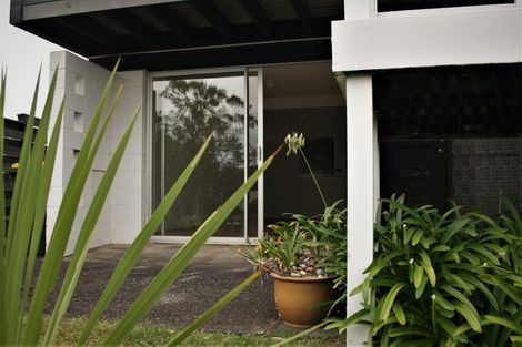 Photo of property in 4 Gerwyn Place, Pakuranga Heights, Auckland, 2010