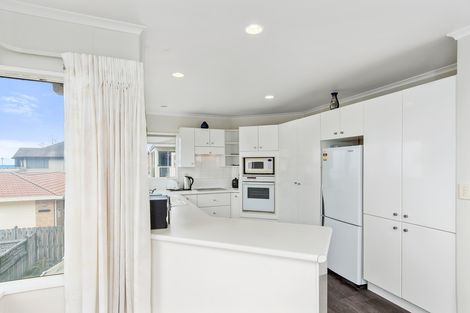 Photo of property in 437b Oceanbeach Road, Mount Maunganui, 3116