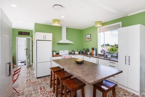 Photo of property in 6 Griffins Road, Marton, 4788