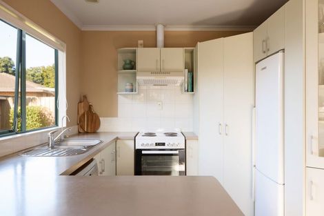 Photo of property in 93 Romana Crescent, Papamoa Beach, Papamoa, 3118