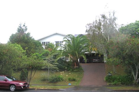 Photo of property in 107 Chelsea View Drive, Chatswood, Auckland, 0626