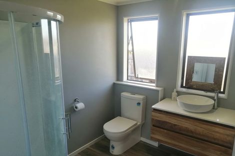 Photo of property in 21 Cargill Grove, Kelvin Grove, Palmerston North, 4414