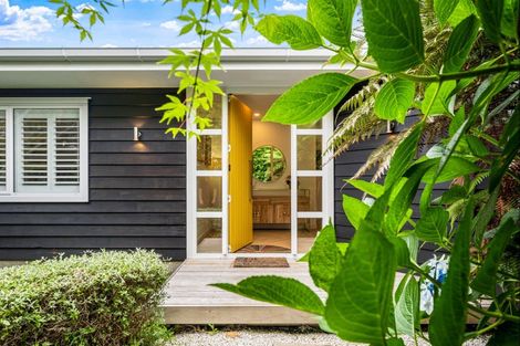 Photo of property in 109 Point Wells Road, Point Wells, Warkworth, 0986