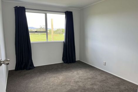 Photo of property in 35 Tabitha Crescent, Henderson, Auckland, 0612
