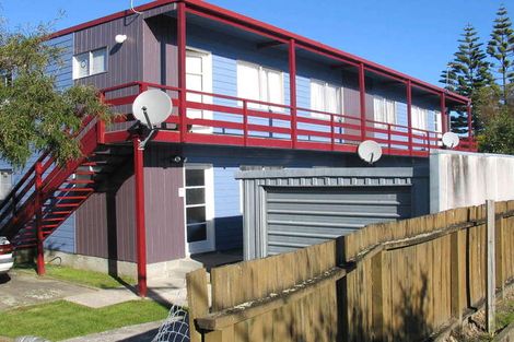 Photo of property in 4/54 Awamutu Grove, Waiwhetu, Lower Hutt, 5010