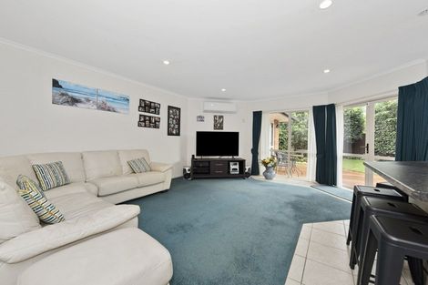 Photo of property in 30 The Esplanade, Huntington, Hamilton, 3210