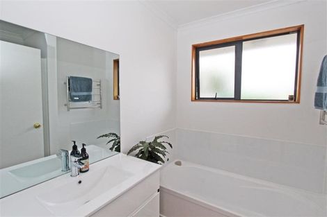 Photo of property in 15 Duffy Place, Stoke, Nelson, 7011