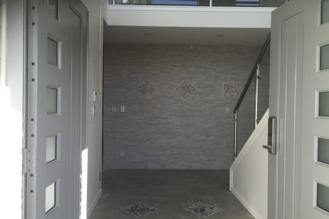 Photo of property in 39 Point View Drive, East Tamaki Heights, Auckland, 2016