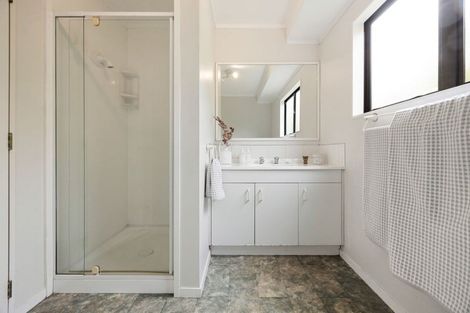 Photo of property in 10 Burns Street, Leamington, Cambridge, 3432