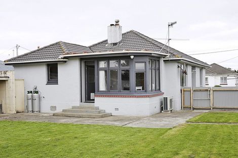 Photo of property in 61 Stobo Street, Grasmere, Invercargill, 9810