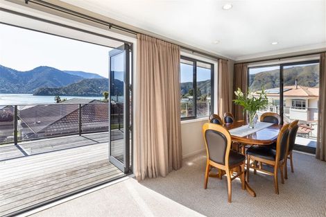 Photo of property in 103 Main Rd Havelock, Havelock, 7100