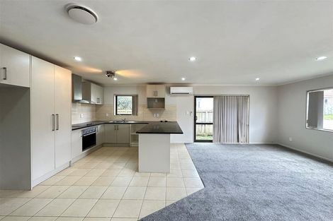 Photo of property in 32c Gifford Road, Papatoetoe, Auckland, 2025