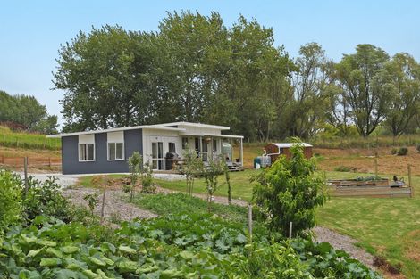 Photo of property in 3 Pavel Place, Kaiwaka, 0573