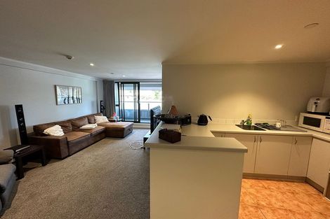 Photo of property in 9a/30 Westward Ho, Glen Eden, Auckland, 0602