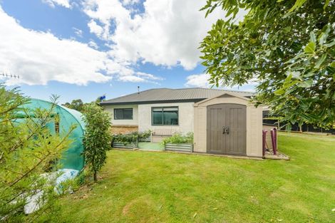 Photo of property in 27 Strachan Way, Highbury, Palmerston North, 4412