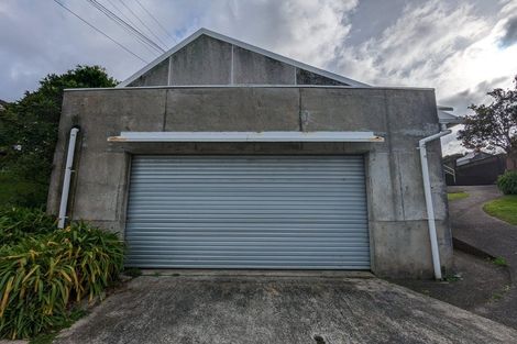 Photo of property in 5 Coates Street, Tawa, Wellington, 5028