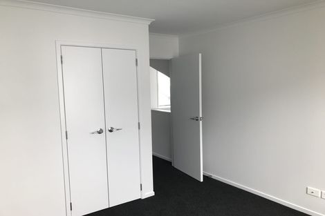 Photo of property in 18 Frank Gill Road, Hobsonville, Auckland, 0616