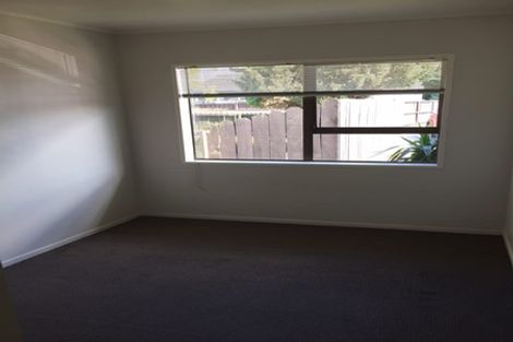 Photo of property in 1/6 Walter Strevens Drive, Conifer Grove, Takanini, 2112