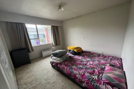 Photo of property in 1/28 Sawtell Place, Northcote, Christchurch, 8052