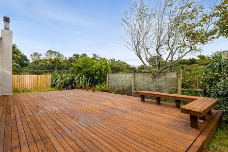 Photo of property in 20 Parris Street, Moturoa, New Plymouth, 4310