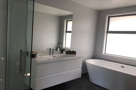 Photo of property in 72a The Boulevard, Papamoa Beach, Papamoa, 3118