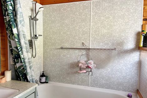 Photo of property in 18 Te Ra Crescent, Diamond Harbour, 8972