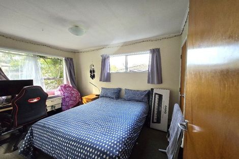 Photo of property in 1/25 Sapphire Place, Bayview, Auckland, 0629