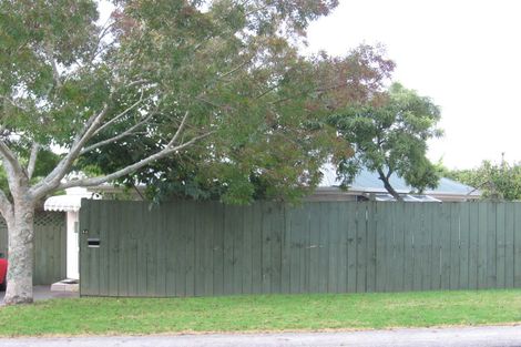 Photo of property in 1a Duncan Avenue, Te Atatu South, Auckland, 0610