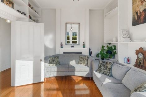 Photo of property in 210 Peterborough Street, Christchurch Central, Christchurch, 8013