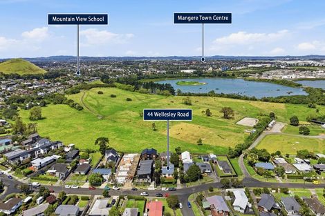 Photo of property in 44 Wellesley Road, Mangere Bridge, Auckland, 2022