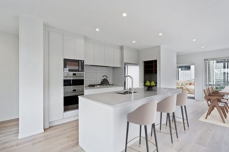 Photo of property in 77 Pepene Avenue, Takanini, Auckland, 2112