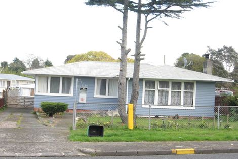 Photo of property in 111 Beaumonts Way, Manurewa, Auckland, 2102