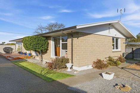 Photo of property in 69 Deepdale Street, Burnside, Christchurch, 8053