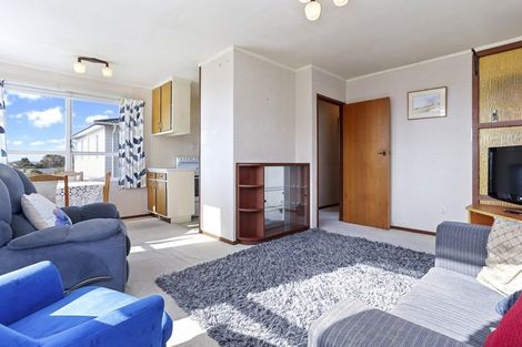 Photo of property in 3/97 Golf Road, New Lynn, Auckland, 0600