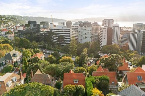 Photo of property in 5 Easdale Street, Kelburn, Wellington, 6012