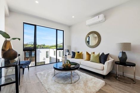 Photo of property in 14 Waihou Crescent, Albany Heights, Auckland, 0632