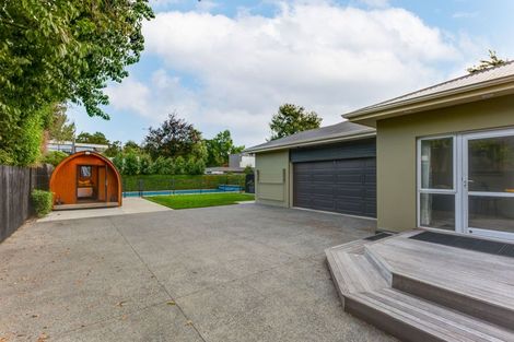 Photo of property in 66 Kahu Road, Fendalton, Christchurch, 8041