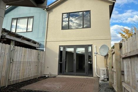 Photo of property in 35 Spalding Rise, Golflands, Auckland, 2013