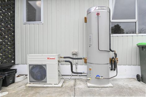 Photo of property in 35 Walton Way, Flaxmere, Hastings, 4120