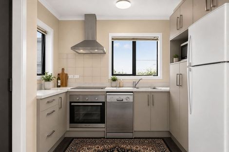 Photo of property in 2/25 Albert Street, Hamilton East, Hamilton, 3216